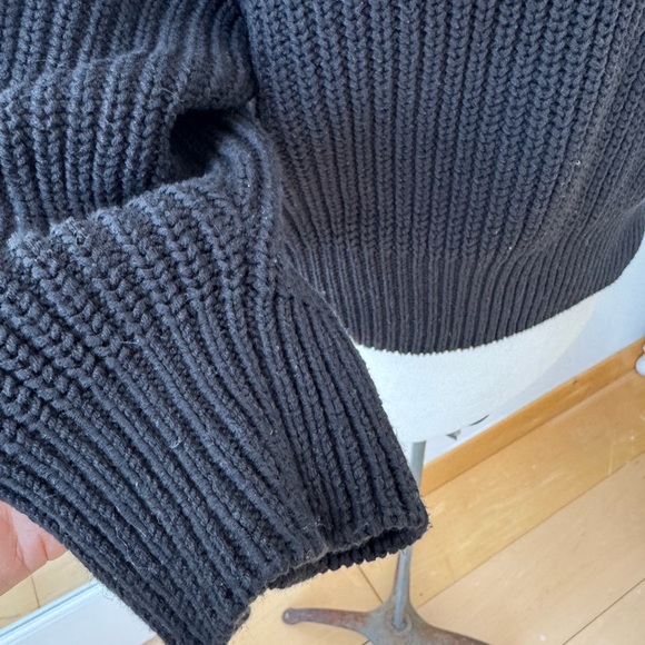 Free People - Picture 2 of 11